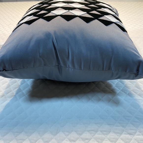 2 Throw Pillows. Gray, White & Black. Never Used. - Picture 10 of 11